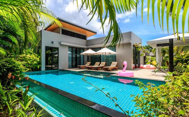 Фото отеля Baan Bua Nai Harn Luxury Villa