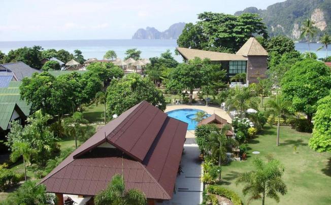 Фото отеля Phi Phi Andaman Legacy Resort