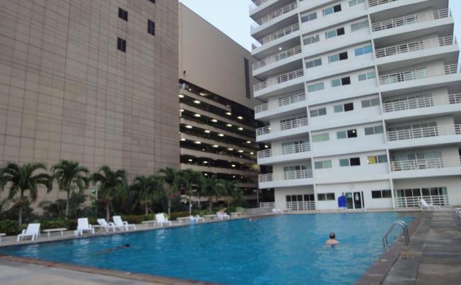 Фото отеля Vtsix Condo Service At View Talay 6 Condo