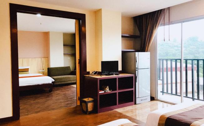 Фото отеля Malin Patong Hotel