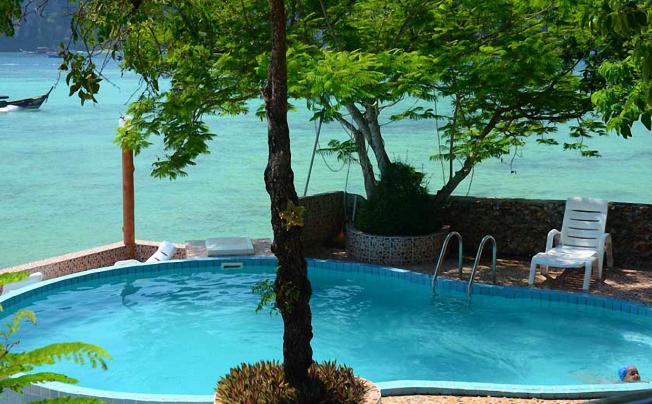 Фото отеля Phi Phi Don Chukit Resort