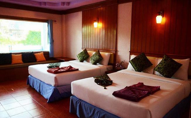 Фото отеля Phi Phi Don Chukit Resort