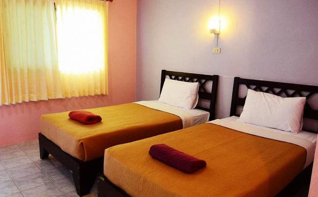 Фото отеля Phi Phi Don Chukit Resort