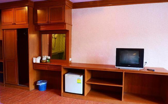 Фото отеля Phi Phi Don Chukit Resort