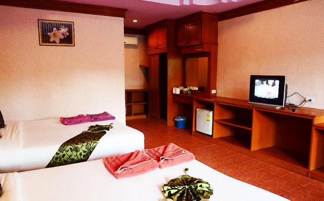 Фото отеля Phi Phi Don Chukit Resort