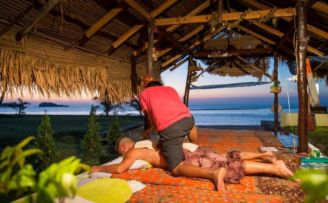 Фото отеля LANTA PURA BEACH RESORT