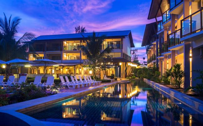Фото отеля LANTA PURA BEACH RESORT
