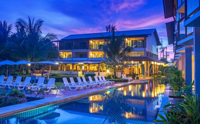Фото отеля LANTA PURA BEACH RESORT