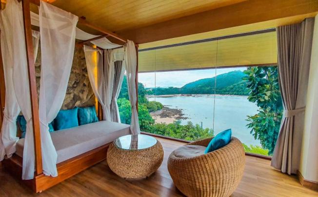Фото отеля Sinae Phuket Luxury Hotel