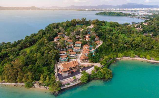 Фото отеля Sinae Phuket Luxury Hotel