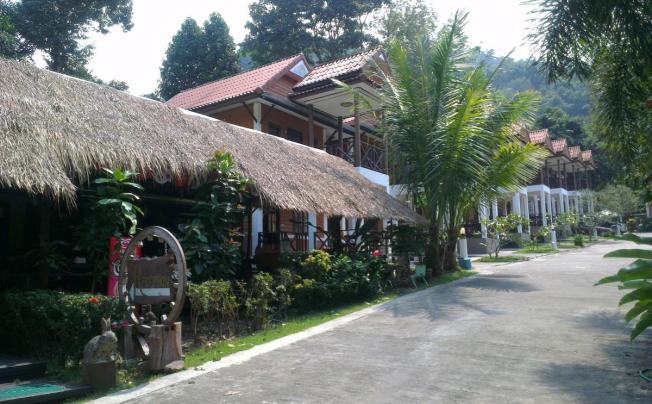 Фото отеля Banphu Kohchang 