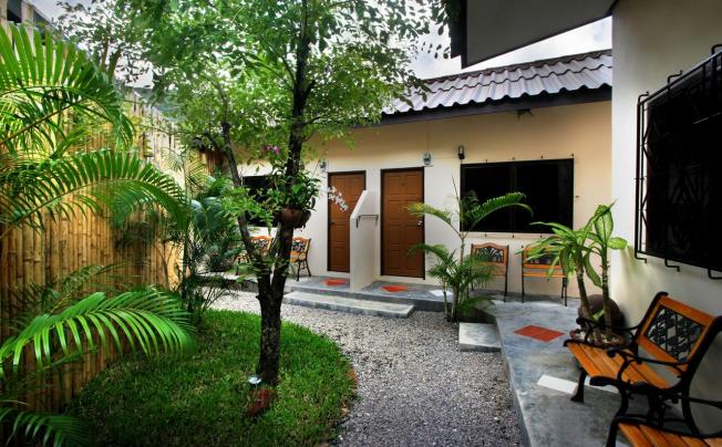 Фото отеля Baan Suay Karon Hotel