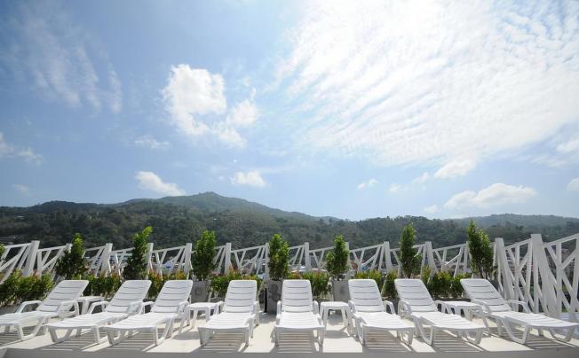 Фото отеля Sharaya Deluxe Patong