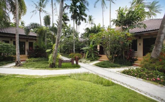 Фото отеля BAAN CHAWENG BEACH RESORT & SPA  