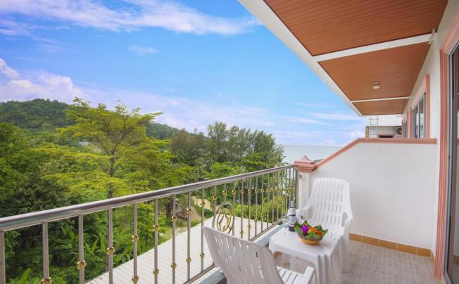 Фото отеля TRI TRANG BEACH RESORT 