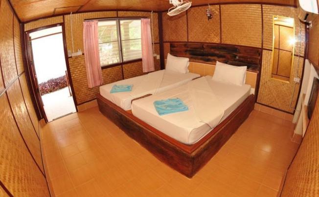 Фото отеля PHI PHI NICE BEACH RESORT