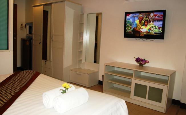 Фото отеля The Circle Residence