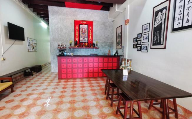 Фото отеля Phuket Old Town Hostel