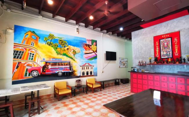 Фото отеля Phuket Old Town Hostel