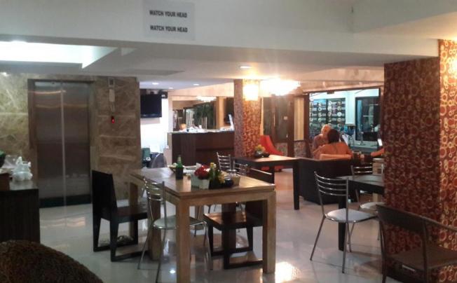 Фото отеля Patong City hotel