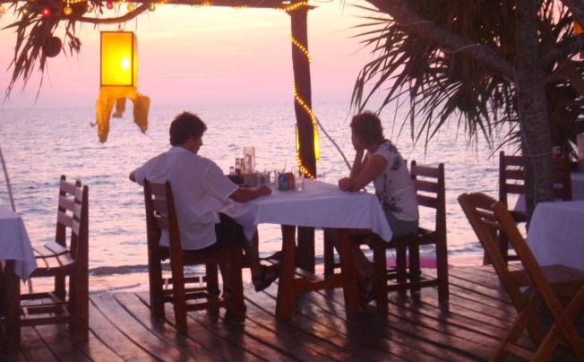Фото отеля LANTA SEAFRONT RESORT