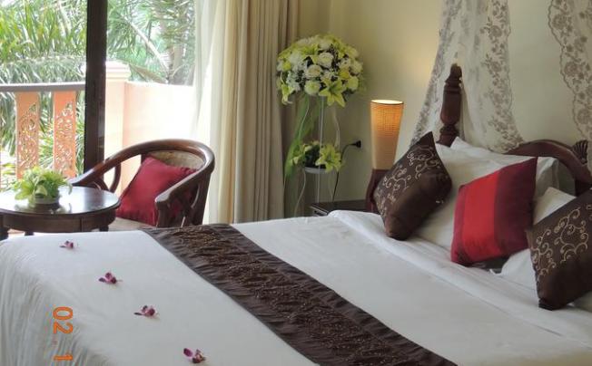 Фото отеля LANTA SEAFRONT RESORT