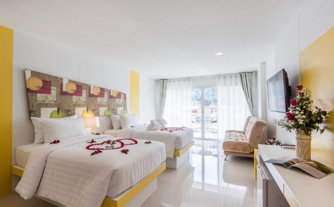 Фото отеля TUANA PATONG HOLIDAY HOTEL