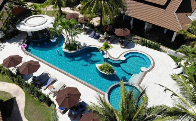 Фото отеля Blu Pine Villa & Pool Access