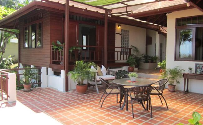 Фото отеля Santisook Villas