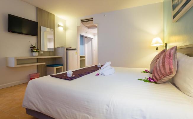 Фото отеля On Hotel Phuket