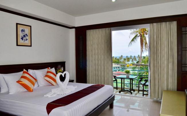 Фото отеля First Residence Hotel