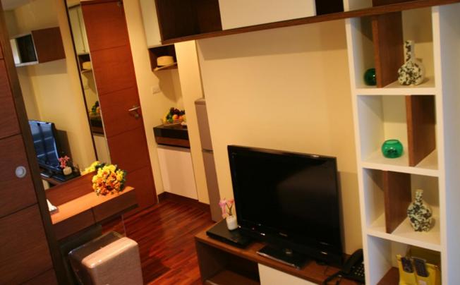 Фото отеля Silom Forest Exclusive Residence