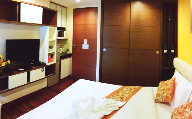 Фото отеля Silom Forest Exclusive Residence
