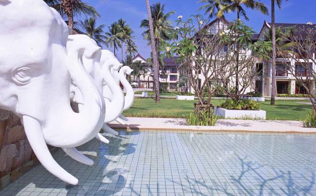 Фото отеля Apsara Beachfront Resort & Villa