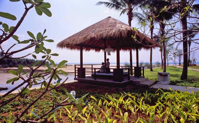 Фото отеля Apsara Beachfront Resort & Villa