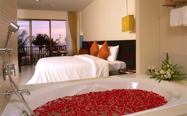 Фото отеля Apsara Beachfront Resort & Villa