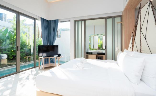 Фото отеля Panwaburi Beachfront Resort
