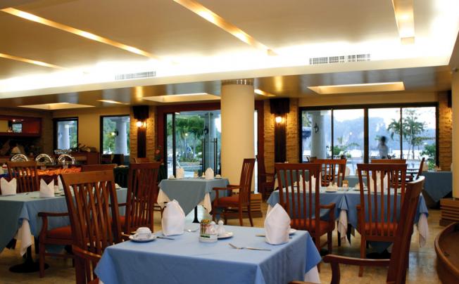 Фото отеля Phi Phi Island Cabana Hotel