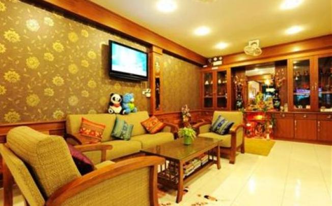 Фото отеля Nnc Patong Inn