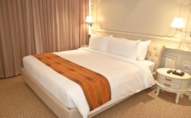 Фото отеля Kingston Suites bangkok