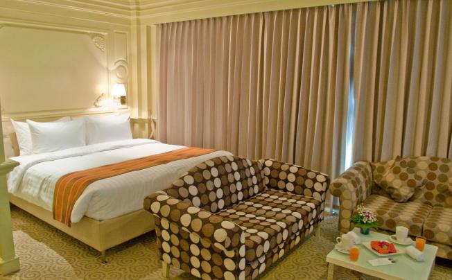 Фото отеля Kingston Suites bangkok