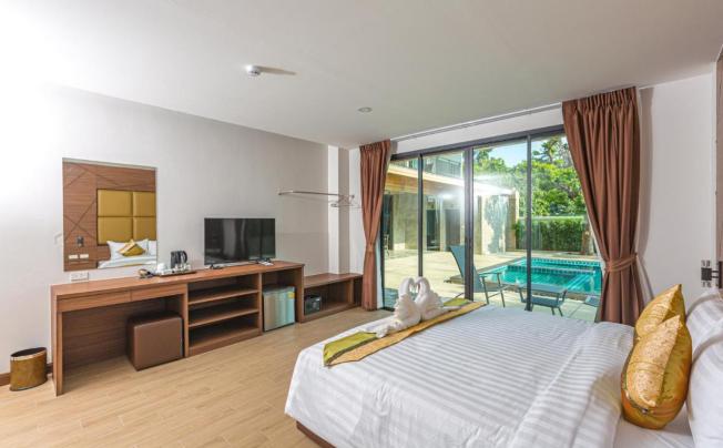 Фото отеля The Bell Airport Phuket Hotel