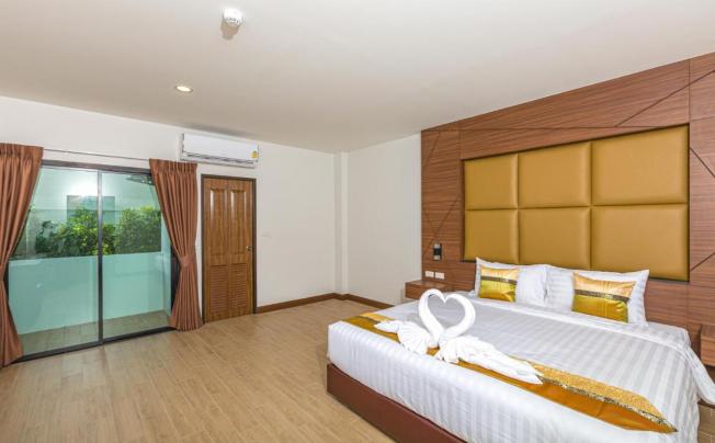Фото отеля The Bell Airport Phuket Hotel