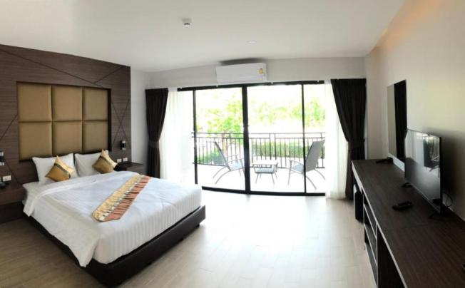 Фото отеля The Bell Airport Phuket Hotel