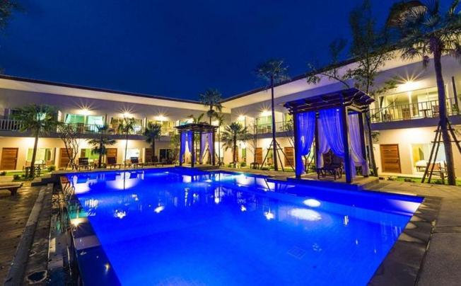 Фото отеля Bora Bora Villa Phuket