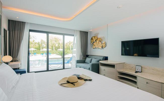 Фото отеля Seabed Grand Hotel Phuket