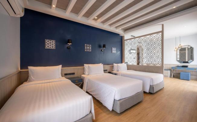 Фото отеля Seabed Grand Hotel Phuket