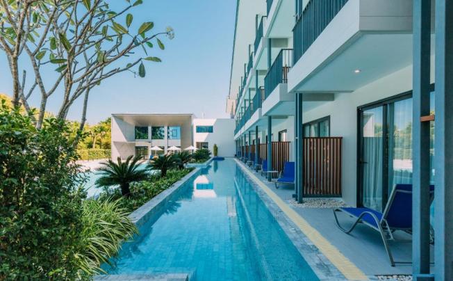 Фото отеля Seabed Grand Hotel Phuket