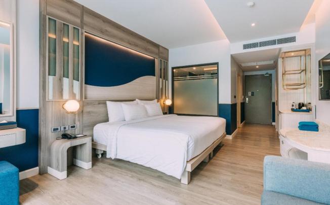 Фото отеля Seabed Grand Hotel Phuket
