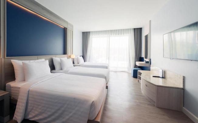 Фото отеля Seabed Grand Hotel Phuket